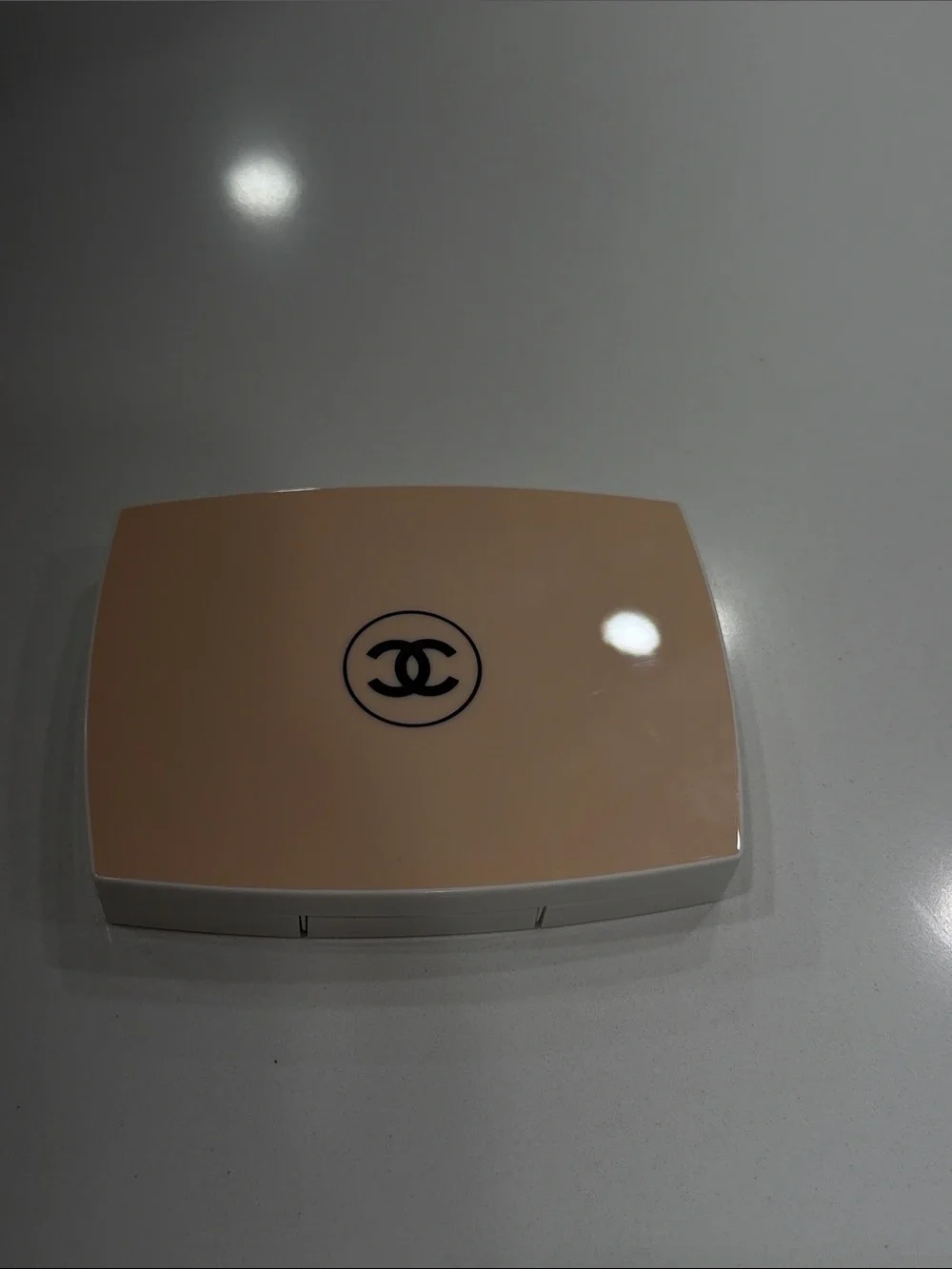 Chanel Le Blanc Brightening Compact Foundation